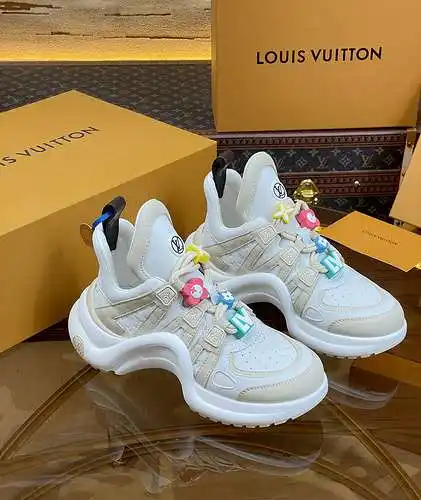 Zapatos de mujer LV Código: 0725D00 Talla: 35–39 (34.40.41 se puede personalizar, devolver o cambiar
