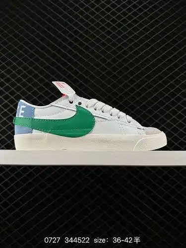 NIke Blazer Mid'77 Jumbo, calzado deportivo informal, pionero, clásico, versátil y de caña baja. Hor