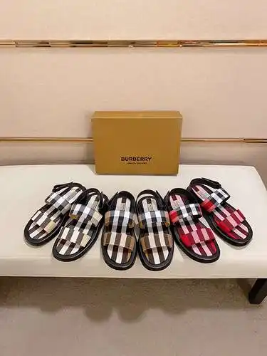 Zapatos de hombre Burberry Código: 0510B10 Talla: 38-44