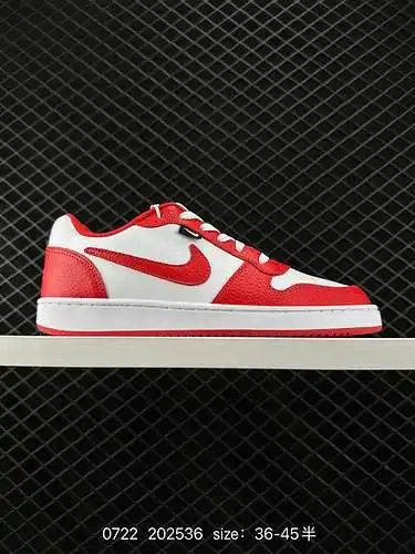 8 Zapatillas deportivas casual Nike EBERNON LOW PREM. Zapatillas deportivas de corte bajo, versátile
