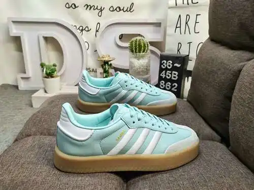 Los zapatos 862D para hombre y mujer son auténticos modelos de talla media. Están confeccionadas en 