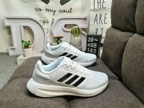 ¡El nivel corporativo 162D es realmente explosivo! Los zapatos Adidas/hombre están hechos de materia