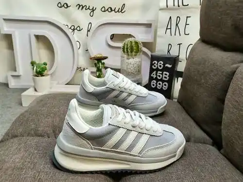 La serie de zapatillas retro 699DAdidas es popular en todo el mundo. Aprovechando esta ola, la marca