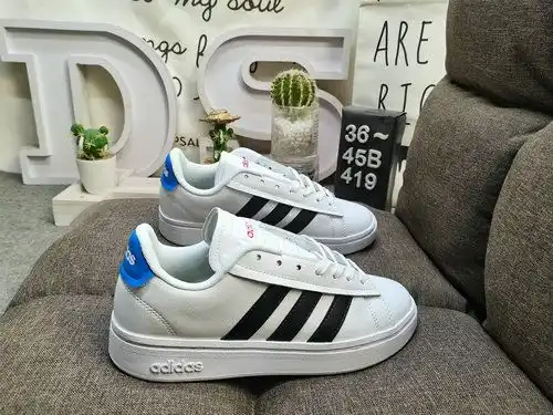 Zapatillas casual Courtbeat de caña baja, ligeras y antideslizantes 419D NEO. Inspiradas en la rica 