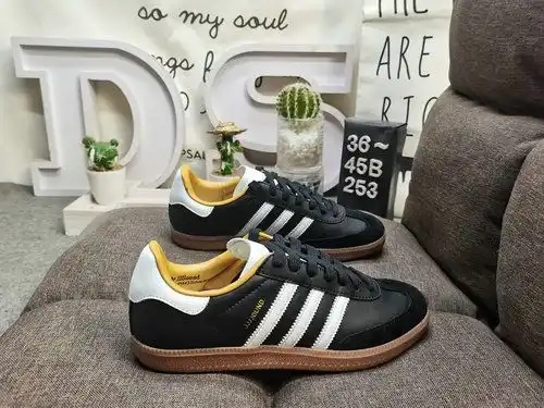 253DAdidas originals Busenitz Vulc adidas Casi 70 años de originales clásicos hechos de gamuza, horm