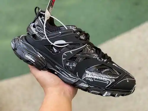 Balenciaga 3.0 pintadas negras balenciaga triple s zapatos de papá balenciaga