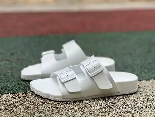 Zapatillas de la familia balenciaga zapatillas blancas de piel de vaca de la familia balenciaga Sund