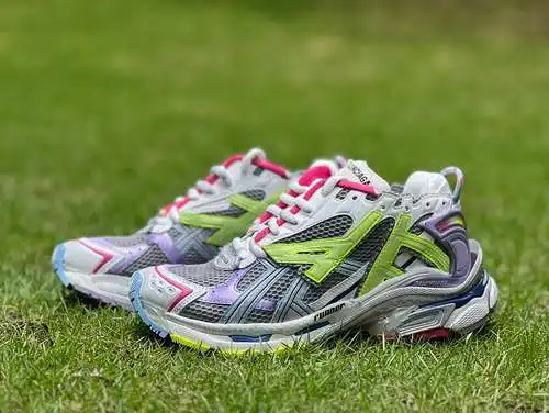 Balenciaga 7.0 gris, morado, verde, rosa y puro original ⚡️  Balenciaga Runner grahti atadura de mal