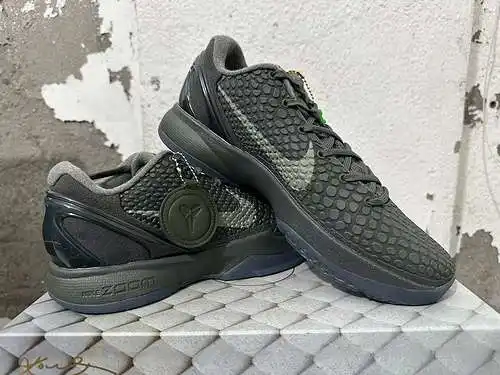Kobe Bryant Sexta generación ftb 40 - 48.5