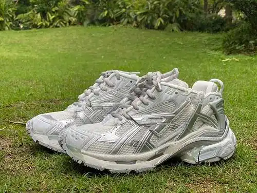 Balenciaga 7.0 plata y original pura ⚡️  Balenciaga Runner grahti atadura de malla baja ocio deporti