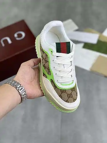 Gucci talla de calzado masculino y femenino: 0804c30 talla: mujer 35 - 40, hombre 39 - 45