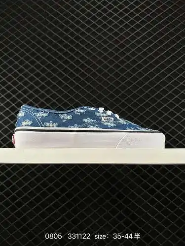 Los zapatos masculinos y femeninos vans / vans adoptan un proceso de sulfuro estándar puro y se actu