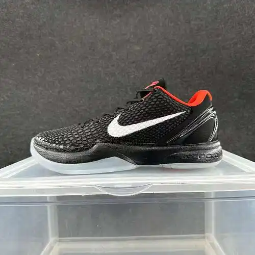 Negro, blanco y rojo 39 - 50,5