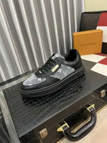 Código de calzado masculino lv: 0810b30 talla: 38 - 44