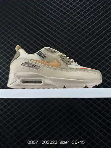 Las zapatillas de correr amortiguadoras retro clásico Nike Air Max 9 están hechas de cuero y cuero. 