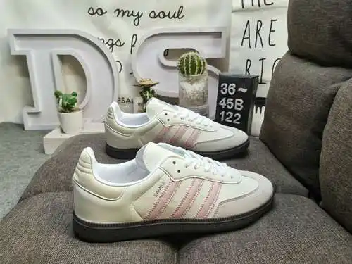 El clásico original de casi 70 años de busenitz vulc adidas, el original de 122 dadidas, está hecho 
