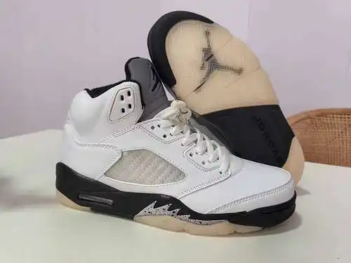 Jordán 5 moneda blanca y negra de alta calidad 40 - 47 envíos