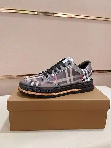 Burberry * Código de zapatos para hombres: 0812b40 talla: 38 - 44 (se puede personalizar a 45, no se