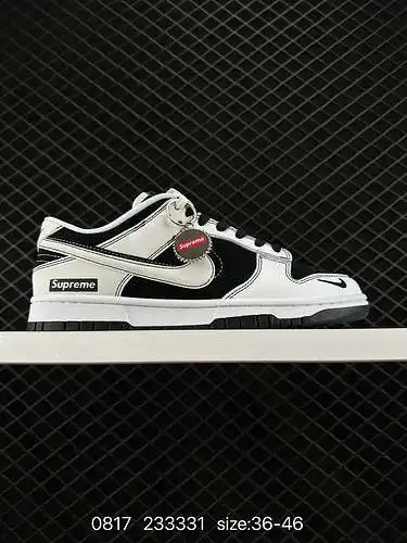 Supreme x nike dunk Low combinación en blanco y Negro. Este modelo aboga por romper las restriccione