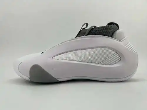 Blanco y gris 40 - 45