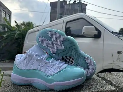 Jordán 11 blanco y verde 36 - 47