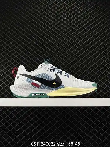 Las zapatillas de correr todoterreno para hombres y mujeres de la clase 6 de la compañía, el nuevo n