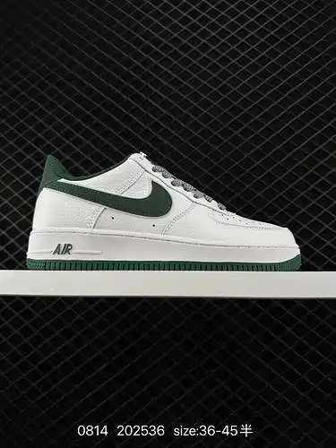 Ocho zapatillas deportivas casuales multifuncionales Nike Air Force Low Air Force 1 de gama baja. Co