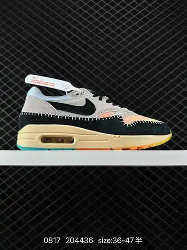 Ocho pares de zapatillas Nike Air Max amortiguadoras y resistentes al desgaste. El cuerpo del zapato
