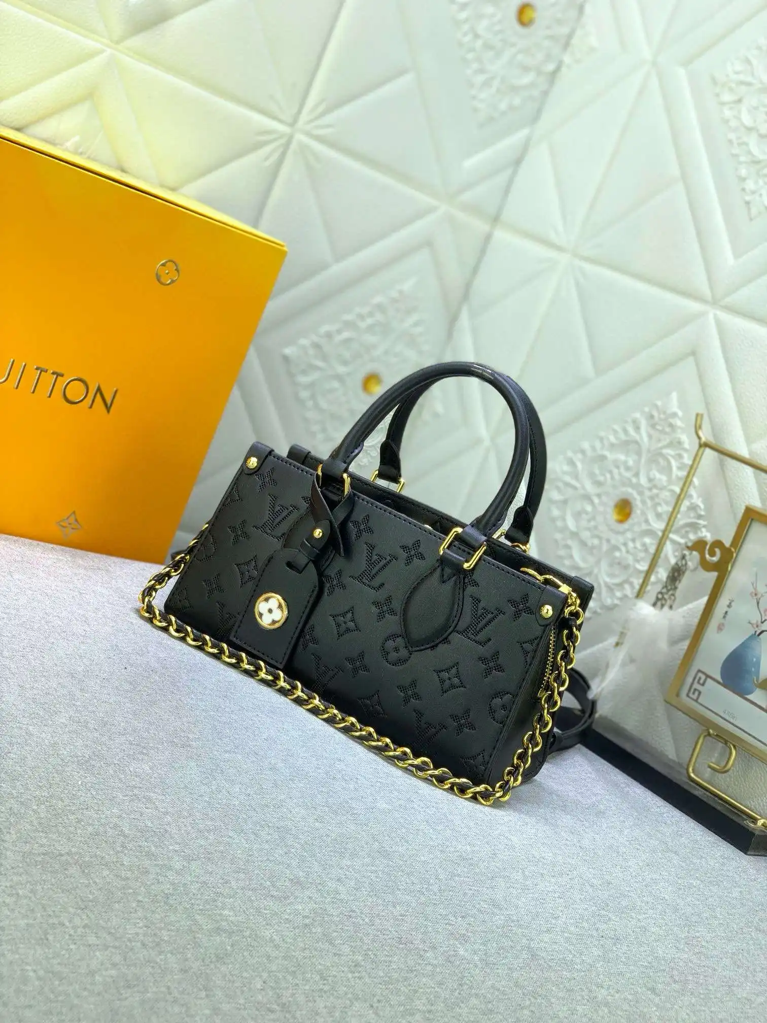 KK01750 (17).webp