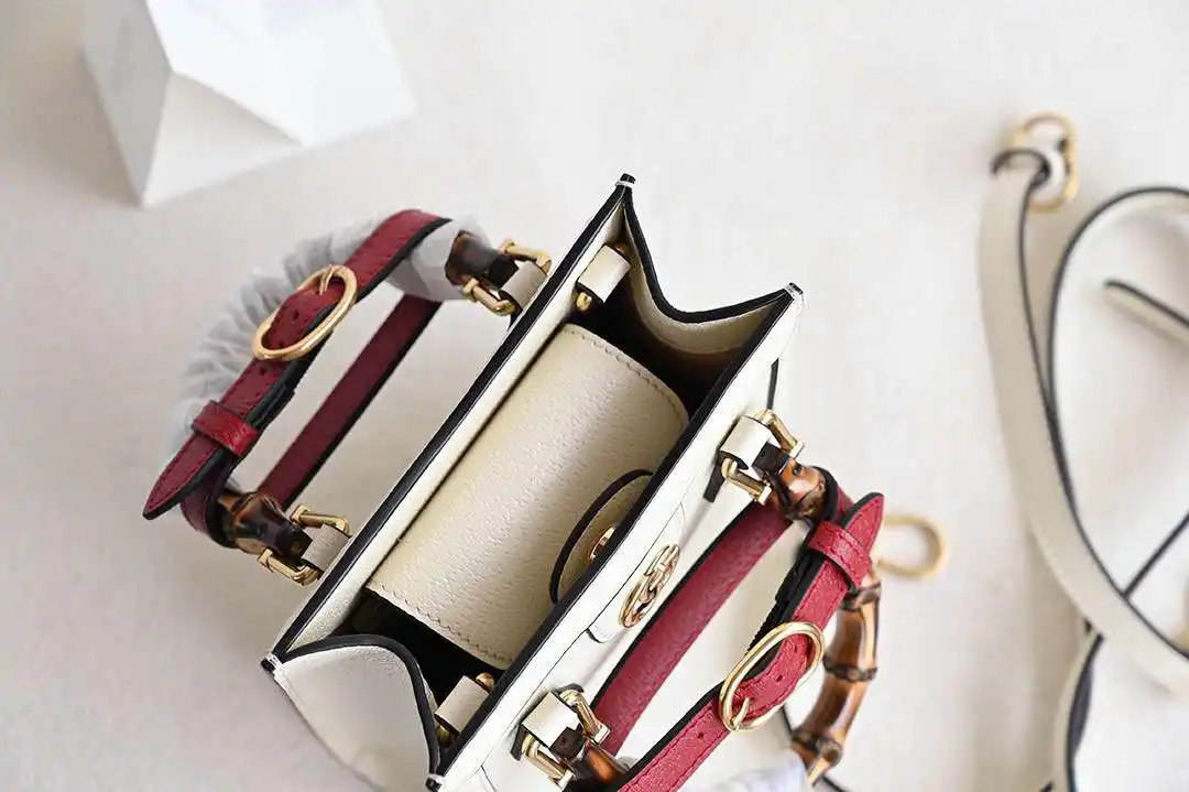 KK04250 (13).webp