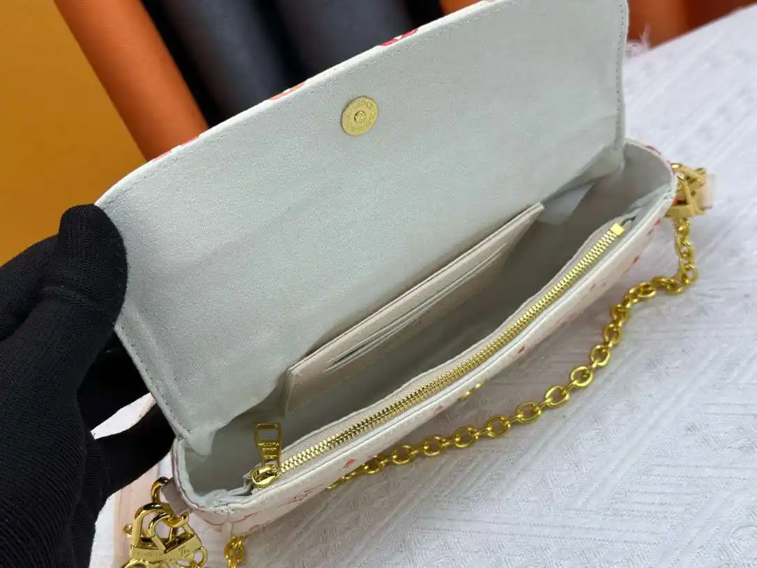 KK01650 (5).webp
