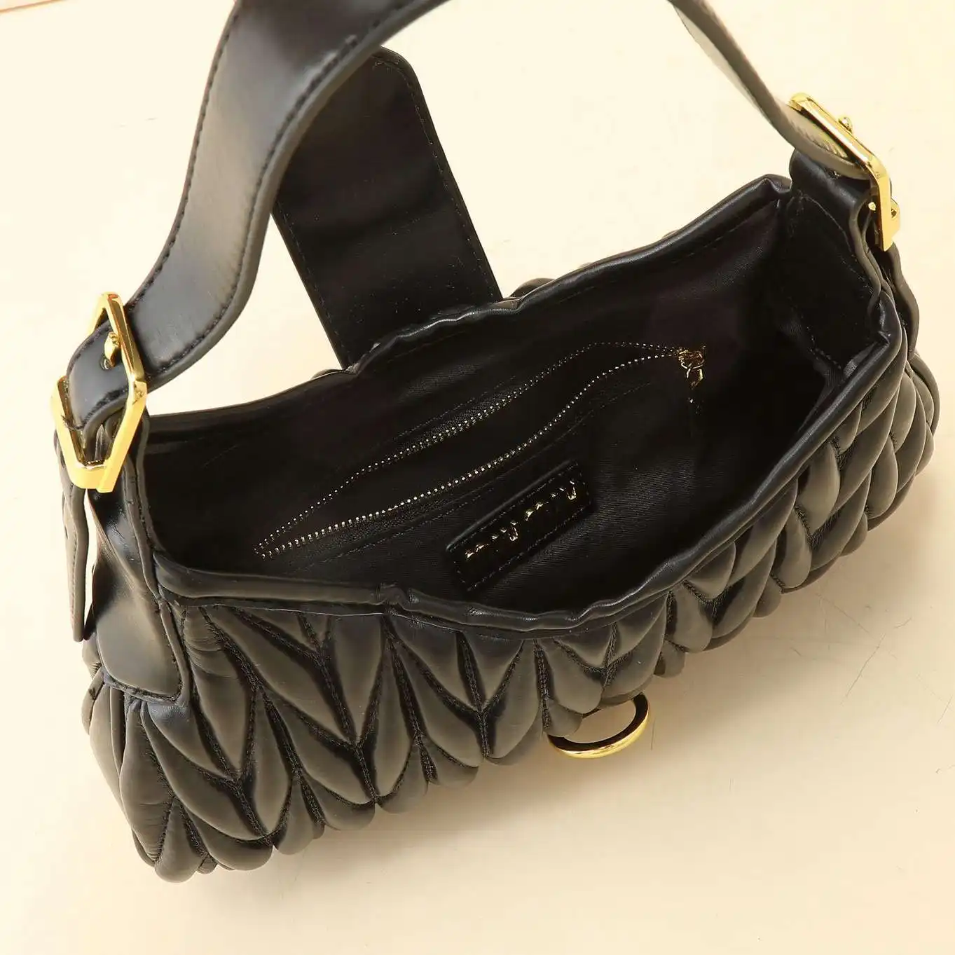 KK02250 (5).webp