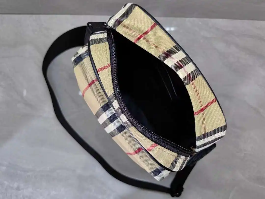 KK03650 (4).webp