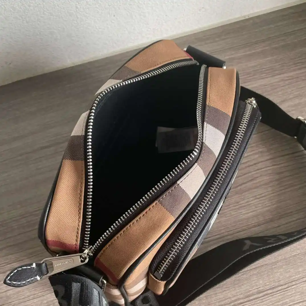 KK03850 (5).webp