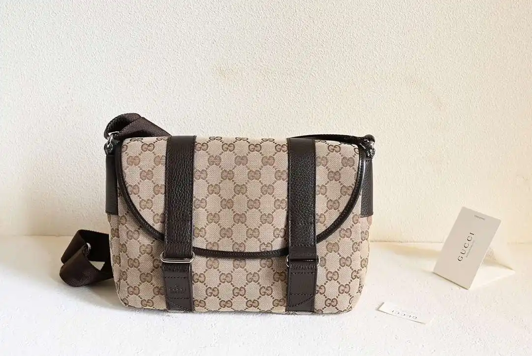 BM002450 (1).webp