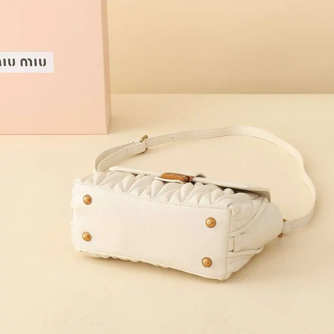KK02250 (9).webp