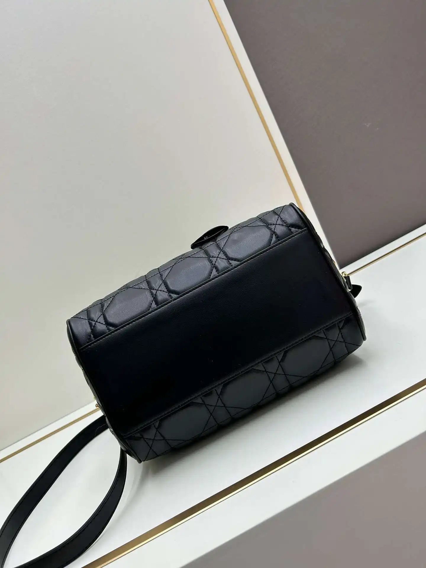KK02650 (9).webp