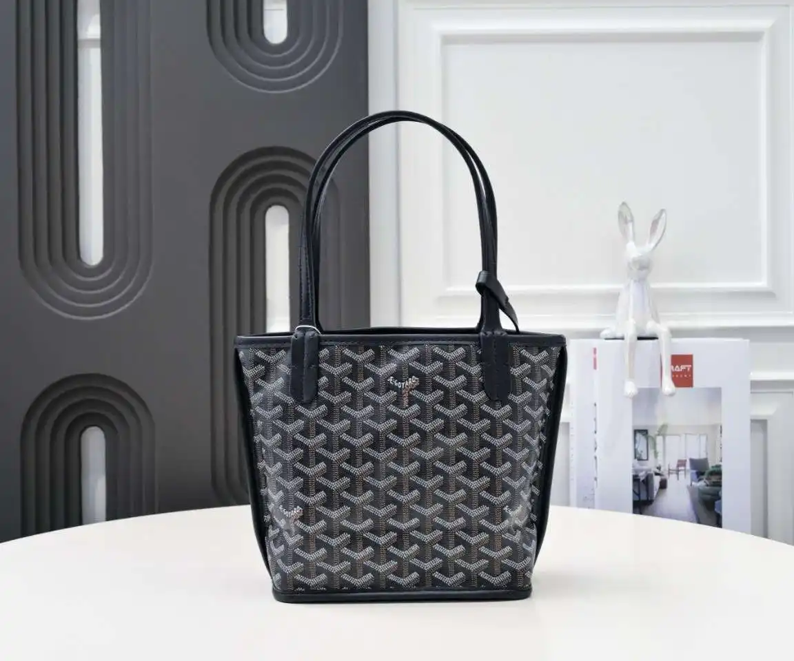 KK01550 (17).webp