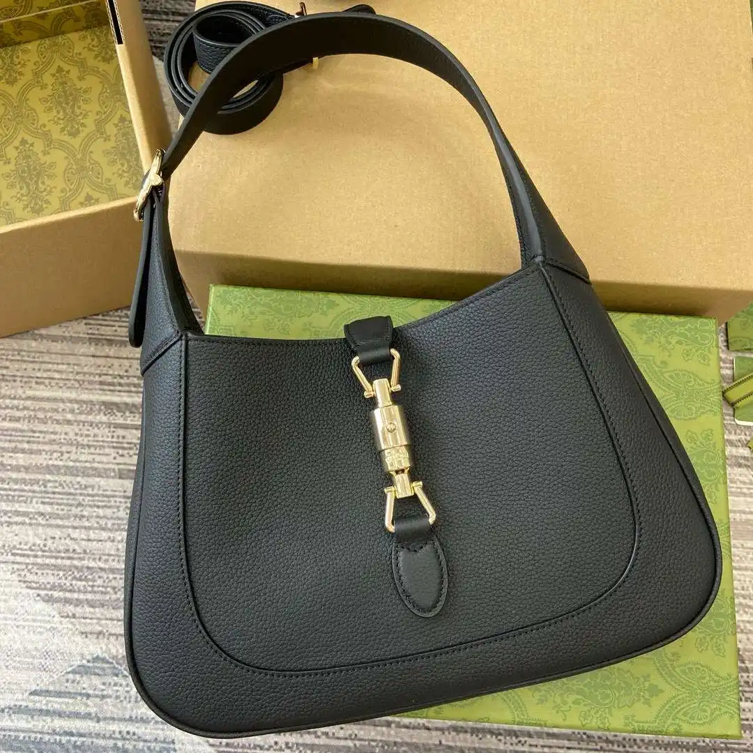 KK05250 (11).webp