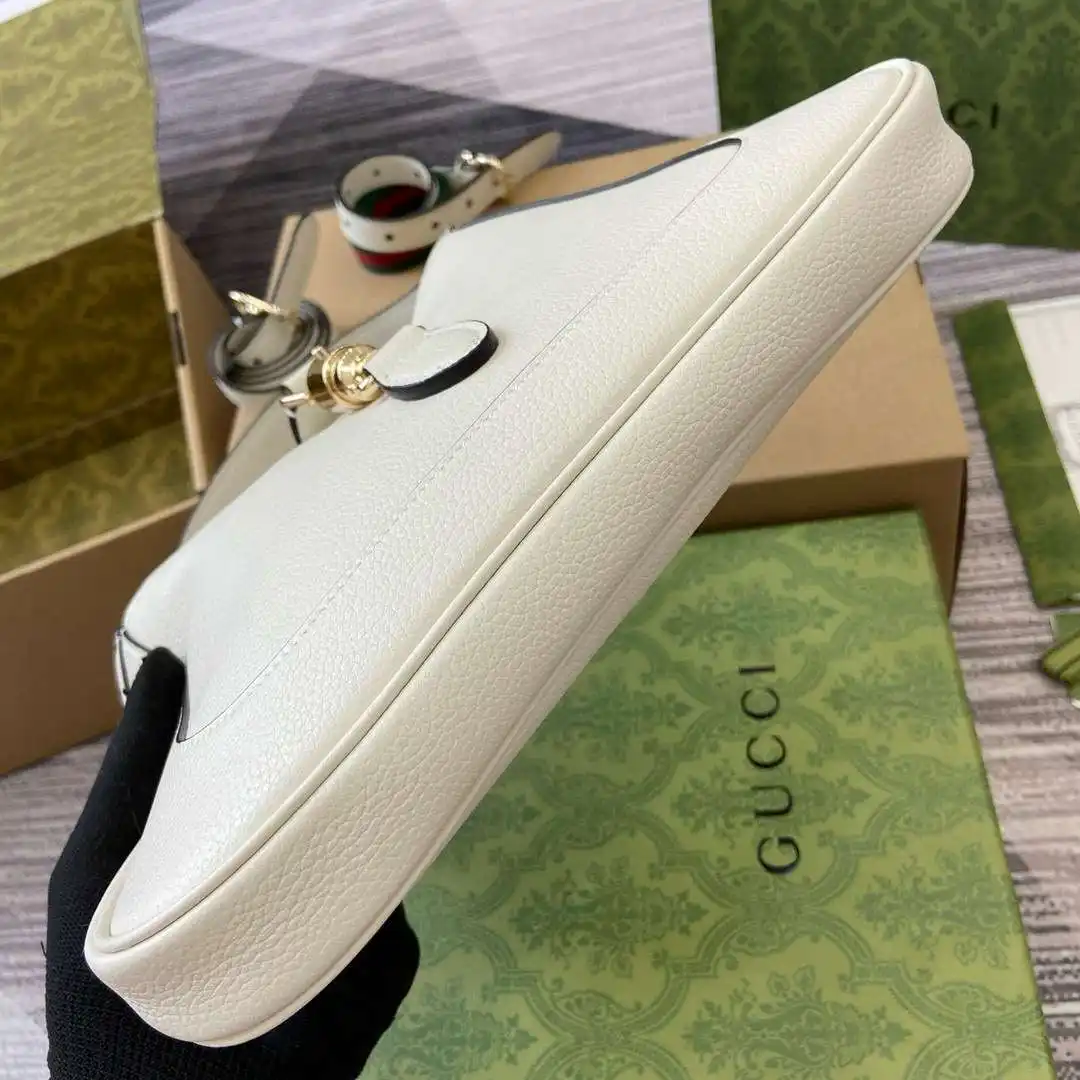 KK05250 (19).webp