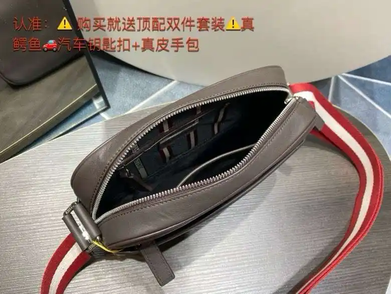 KK03050 (10).webp
