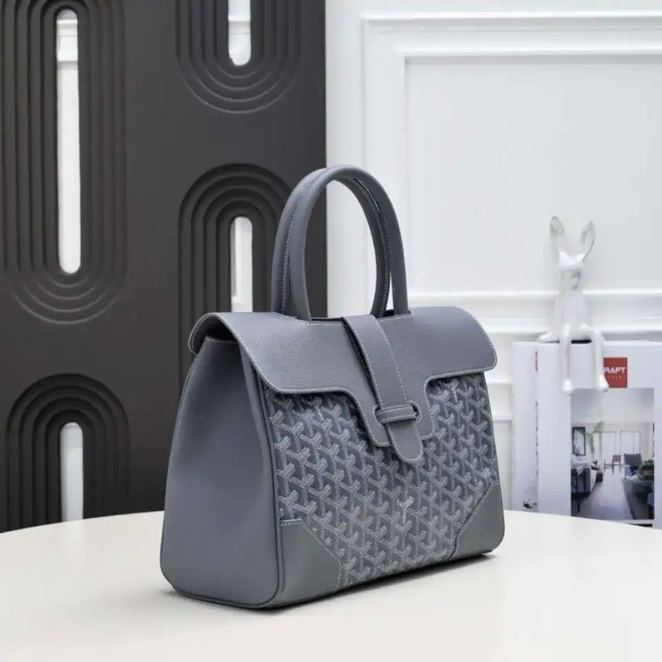 KK02850 (17).webp