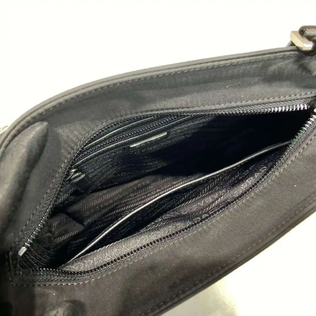 KK03350 (5).webp