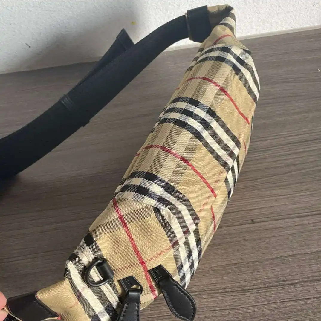KK03550 (2).webp