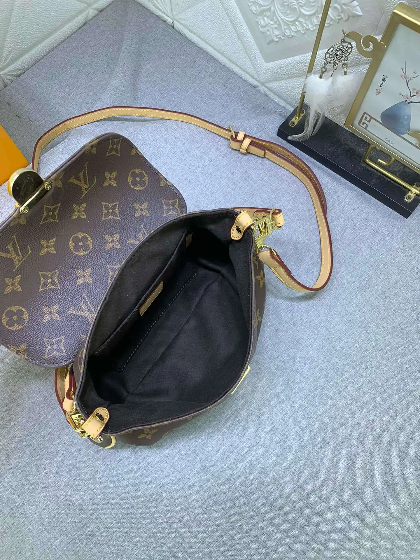 KK01750 (5).webp