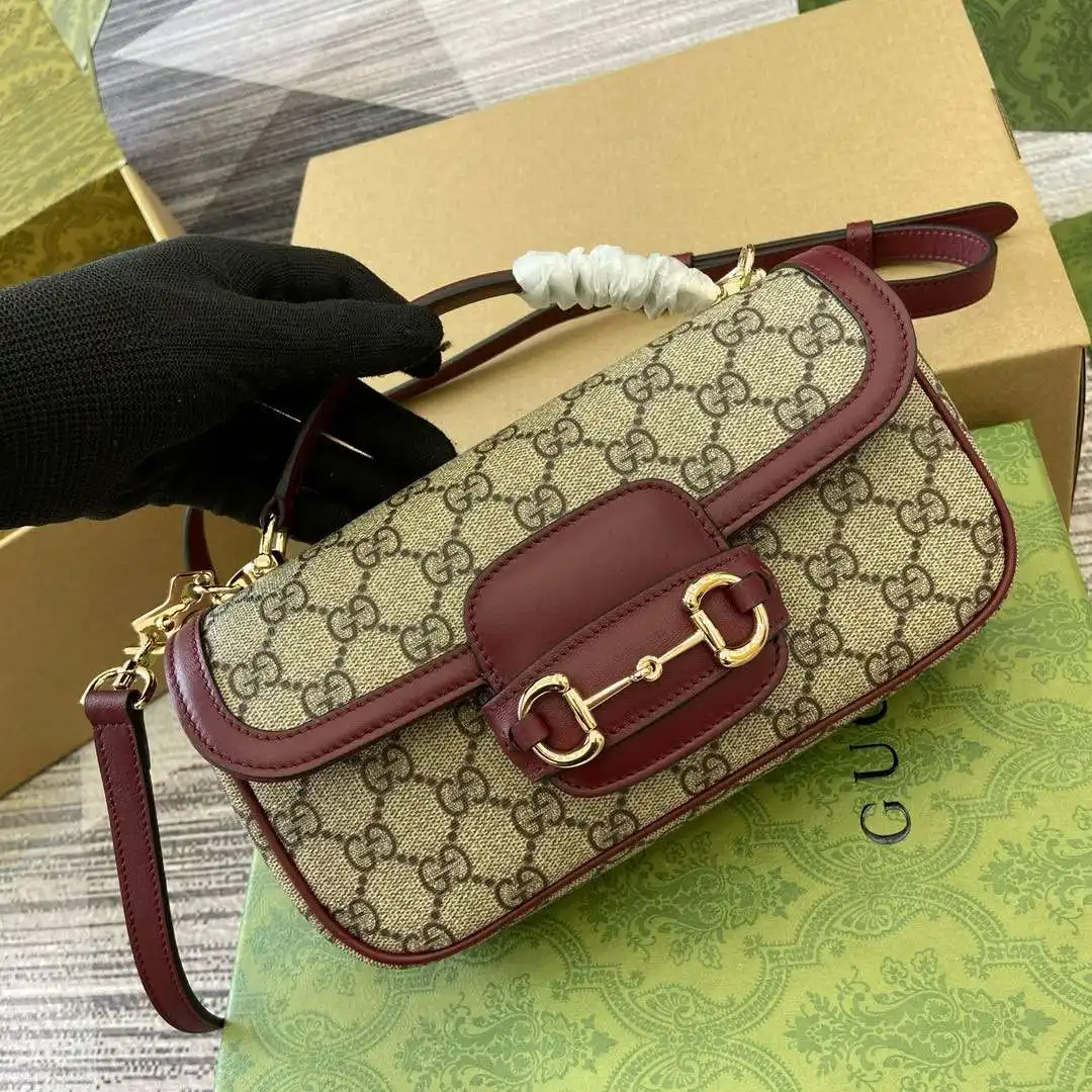 KK04550 (1).webp
