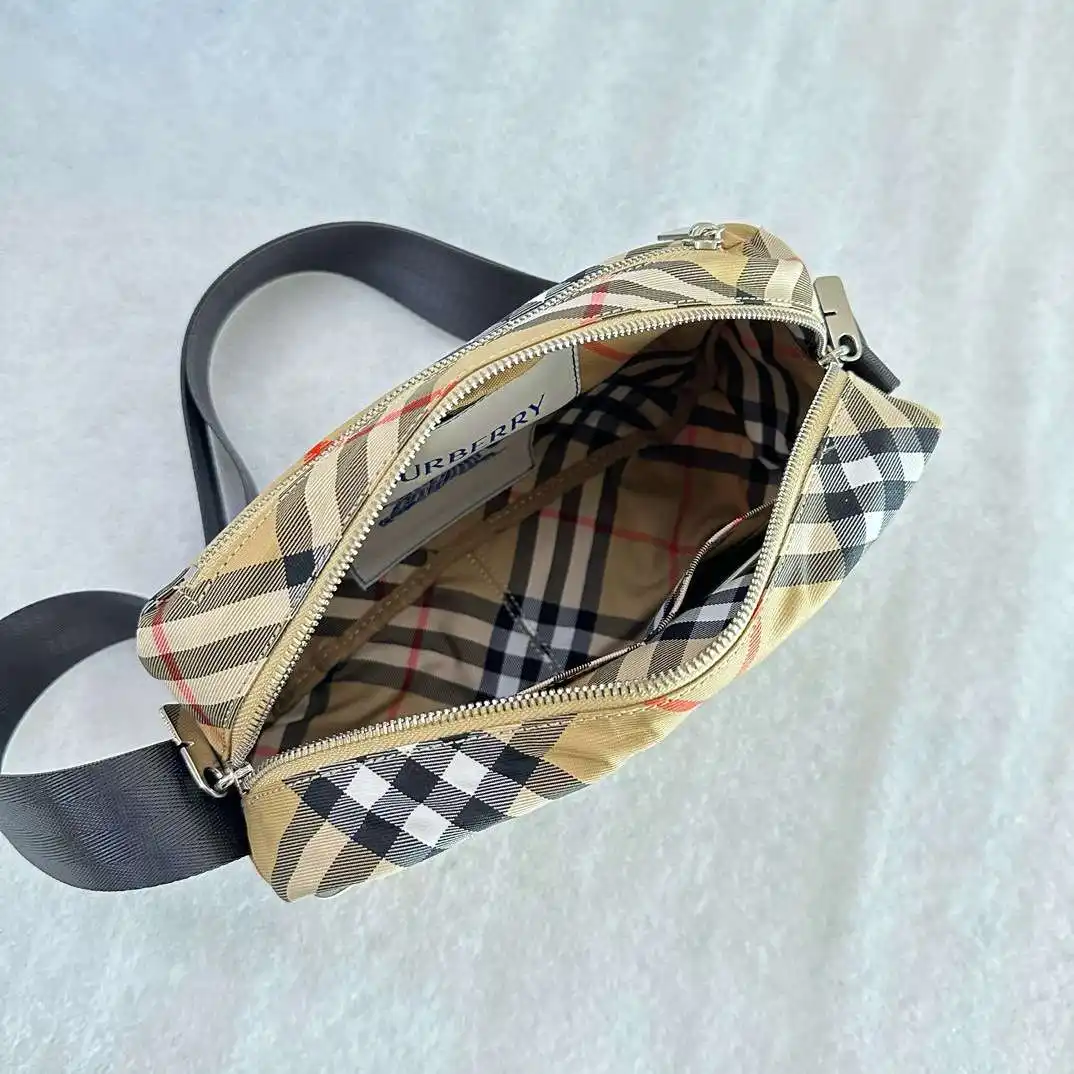 KK03650 (5).webp