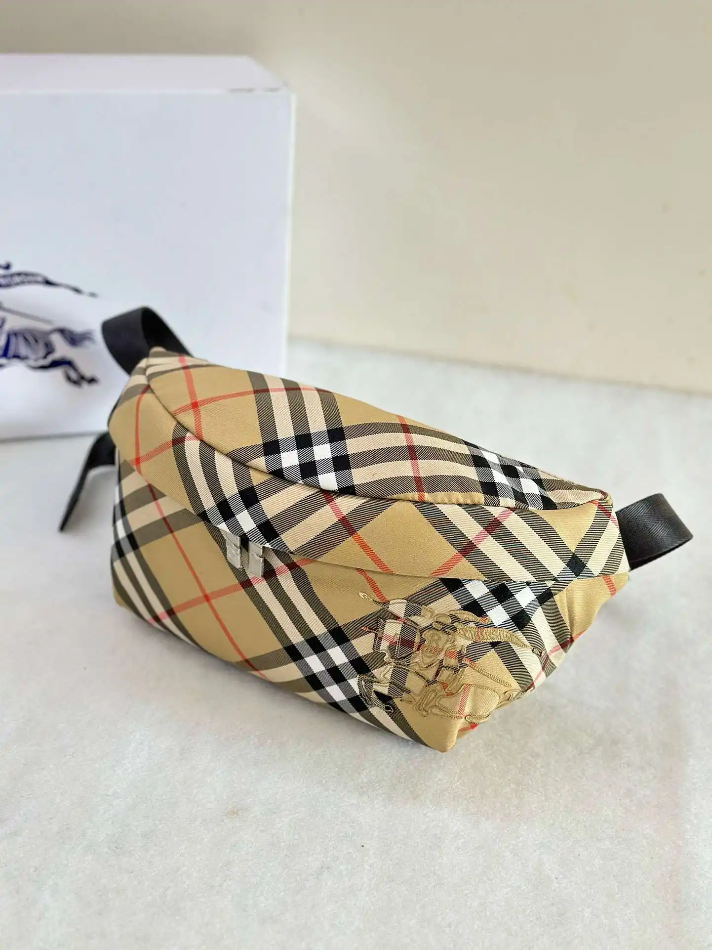 KK03650 (3).webp