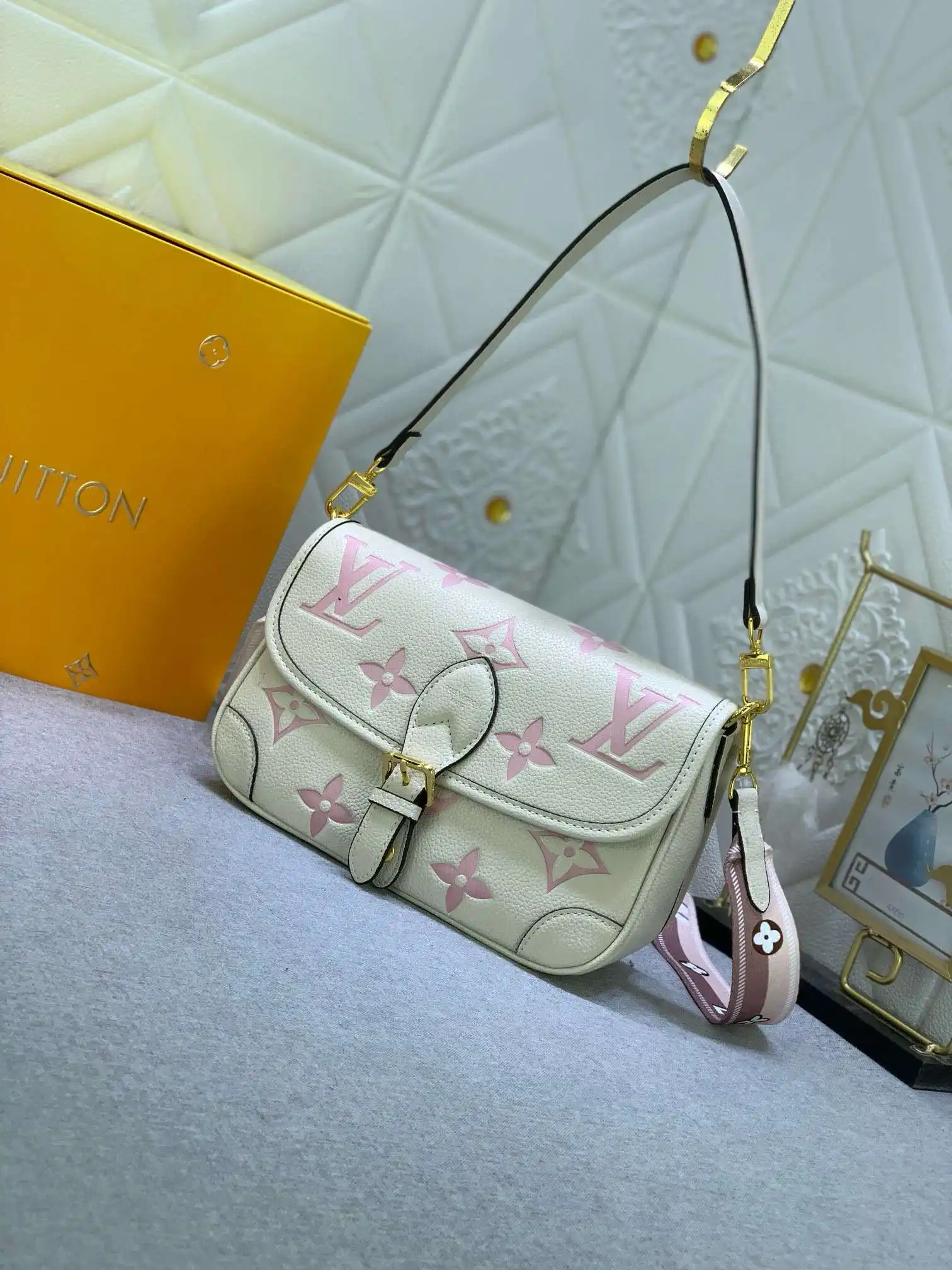 KK01750 (17).webp