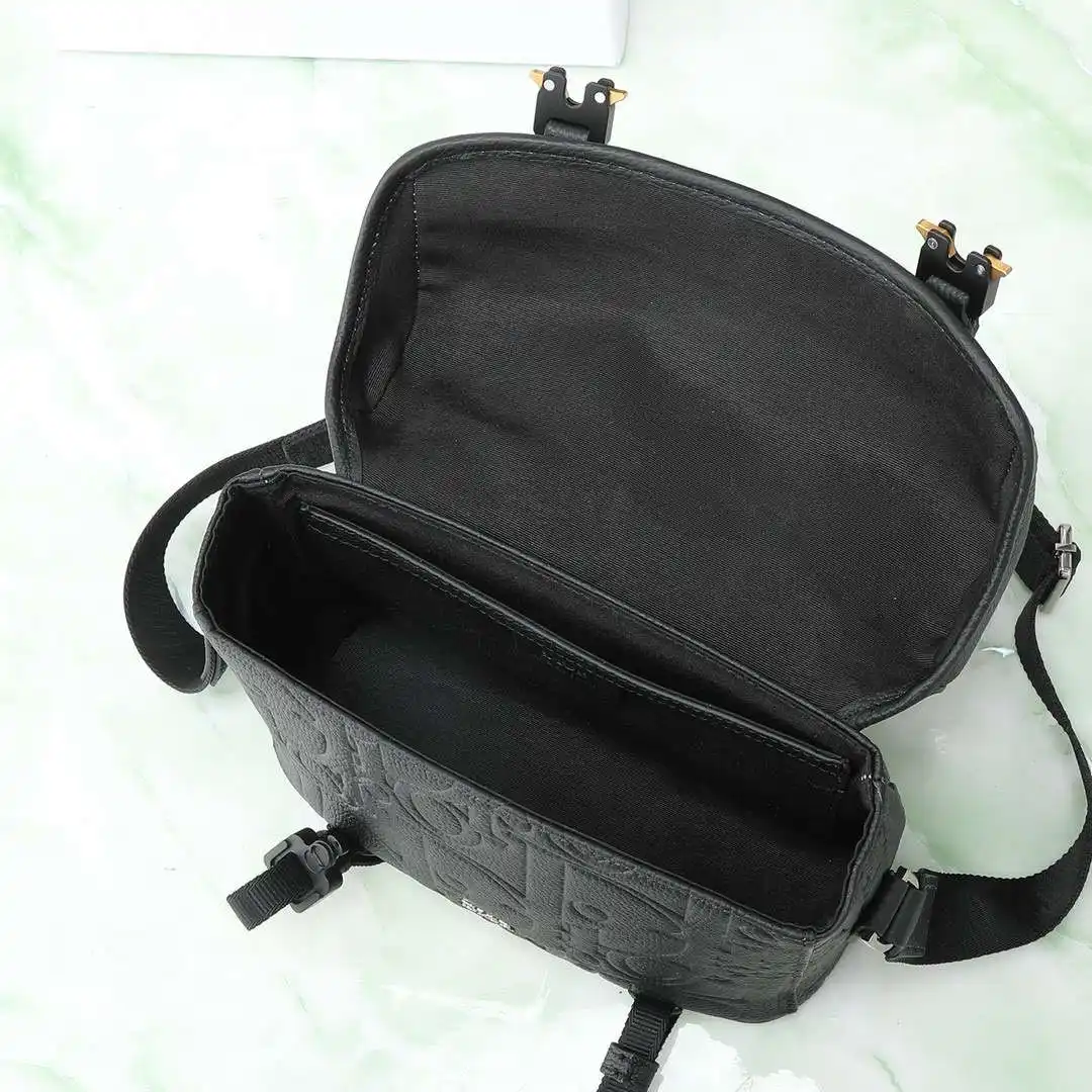 KK04250 (15).webp